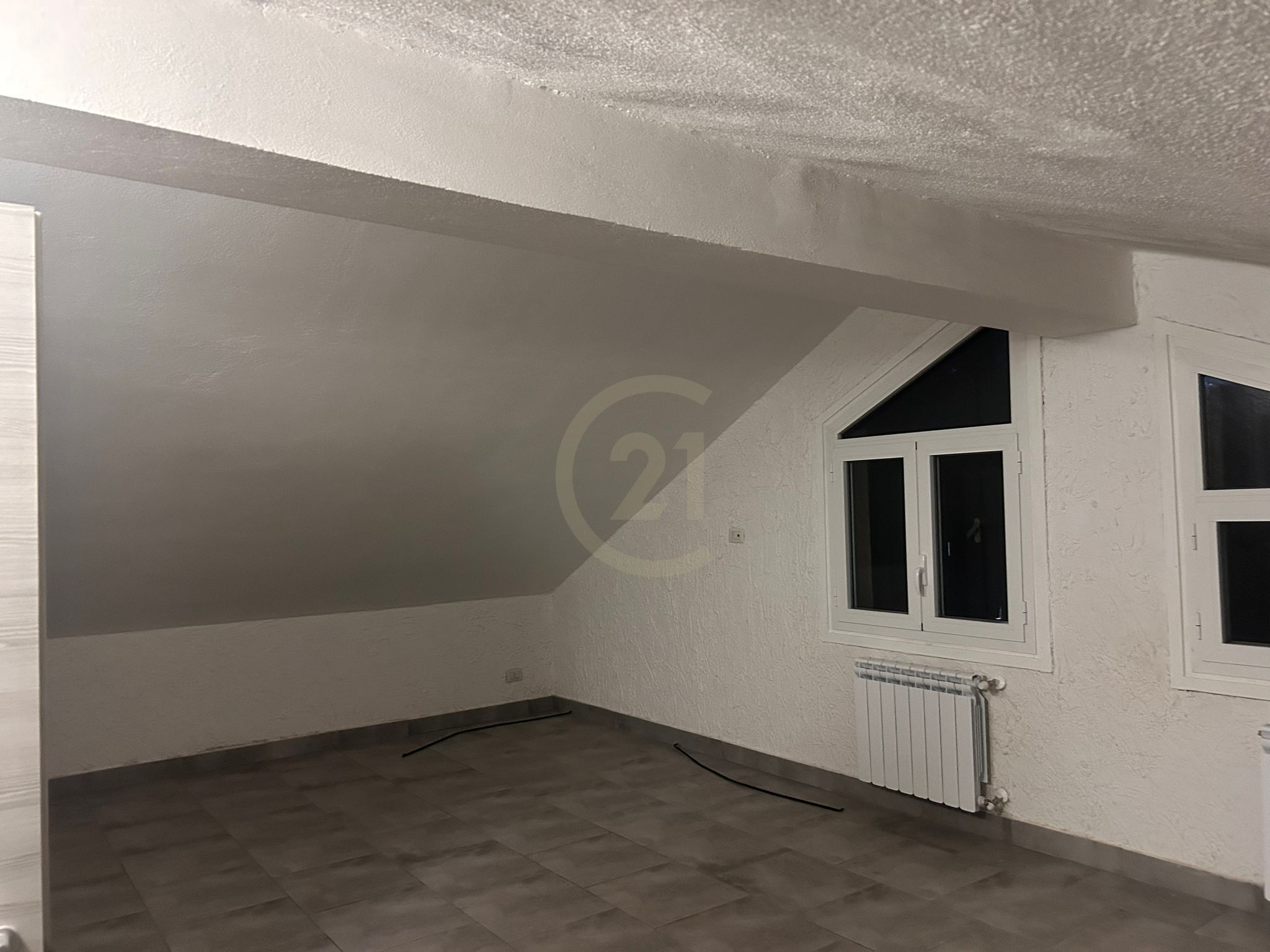 Villa con giardino, Nicolosi semicentro