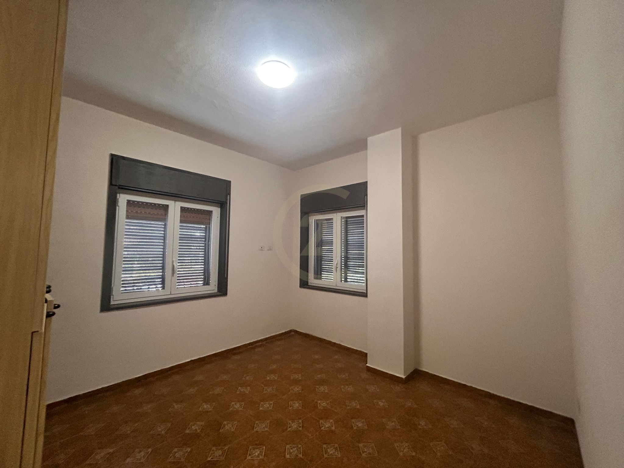 Villa con giardino, Nicolosi semicentro