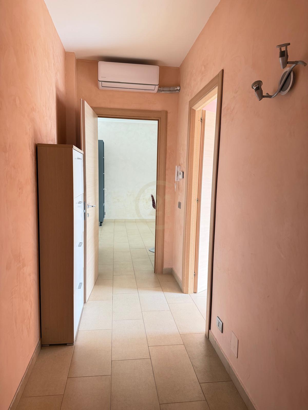 Trilocale ristrutturato, Camporotondo Etneo centro