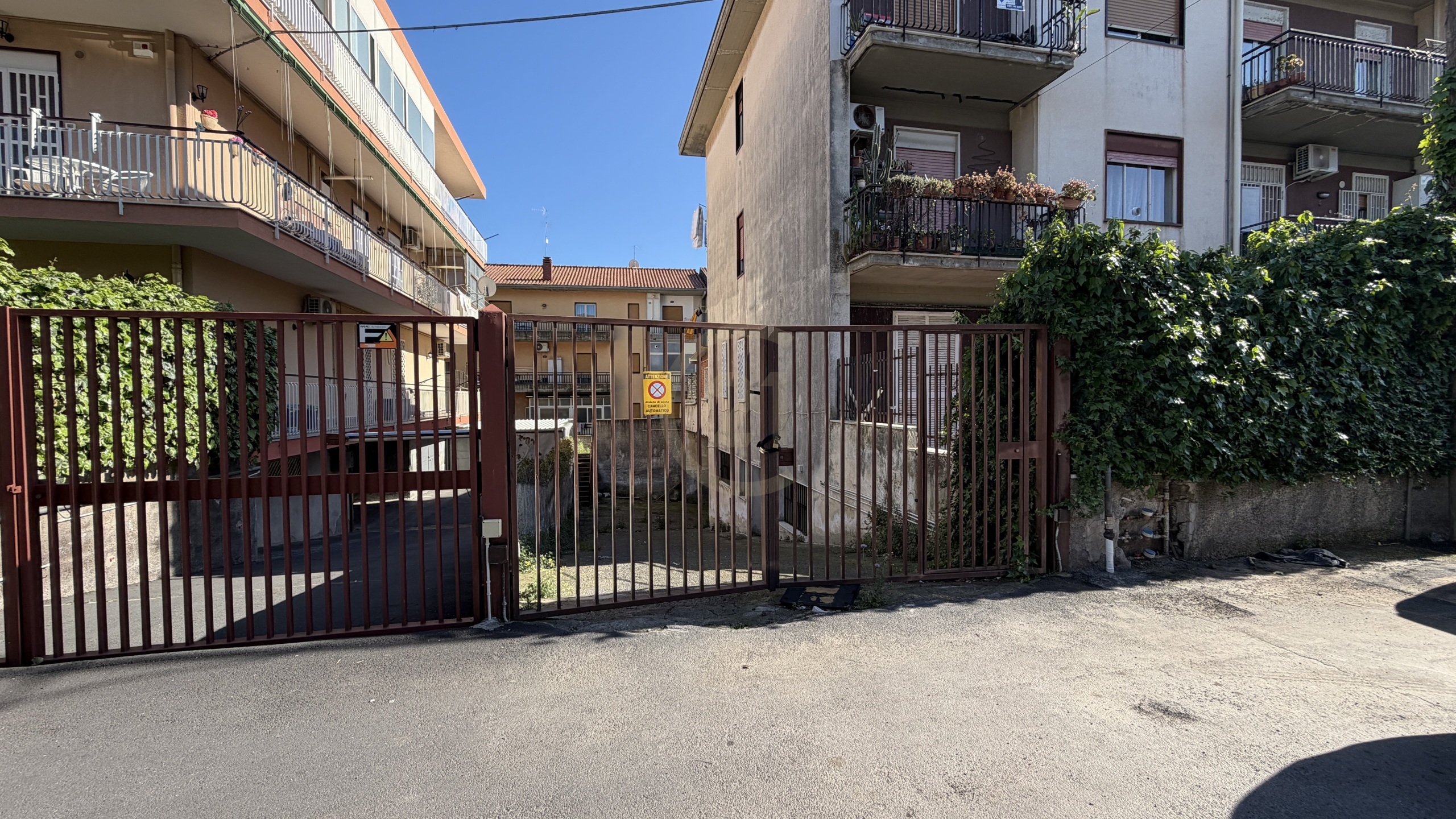 Magazzino da ristrutturare in via giuseppe verdi 12, Mascalucia