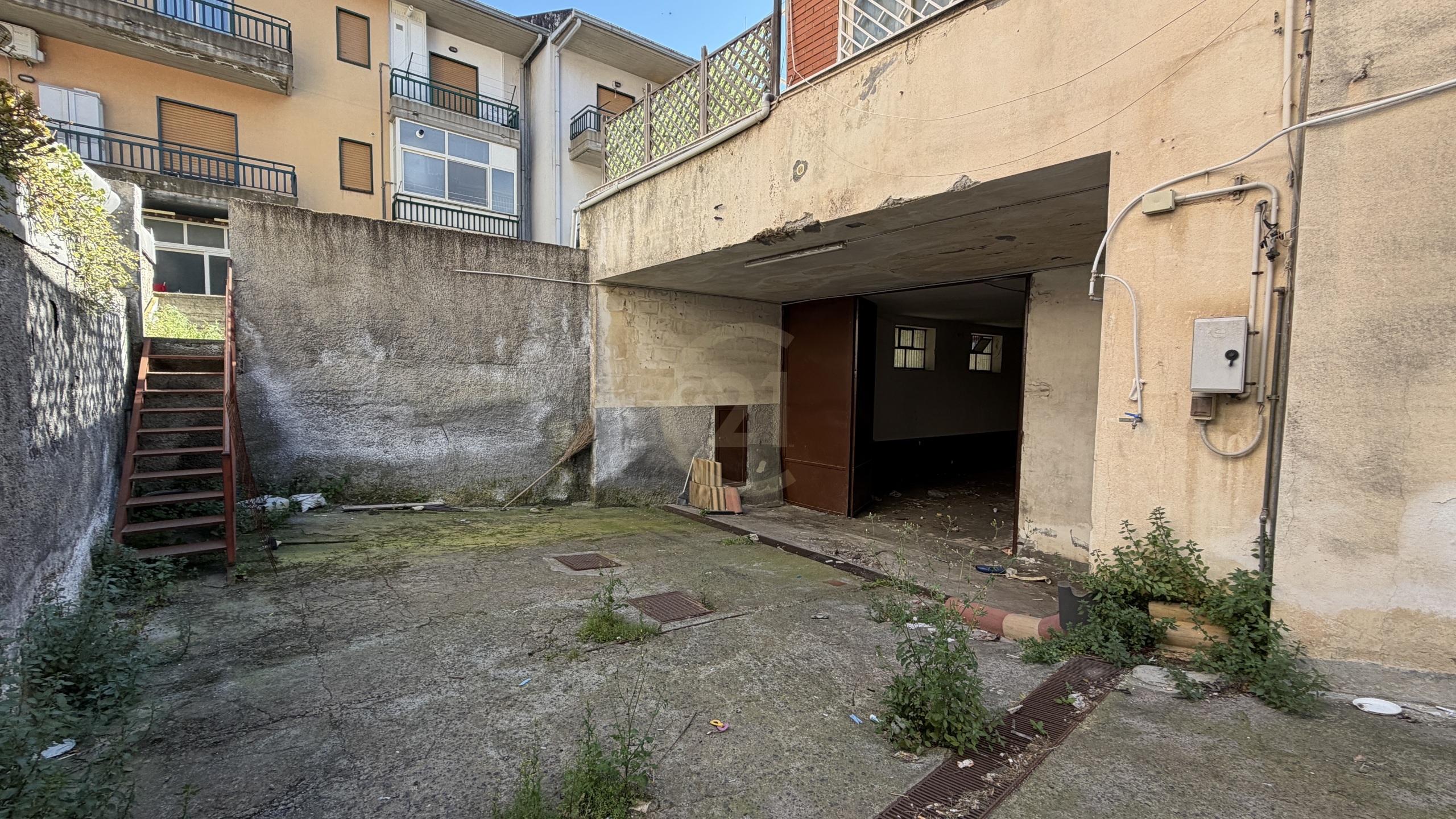 Magazzino da ristrutturare in via giuseppe verdi 12, Mascalucia