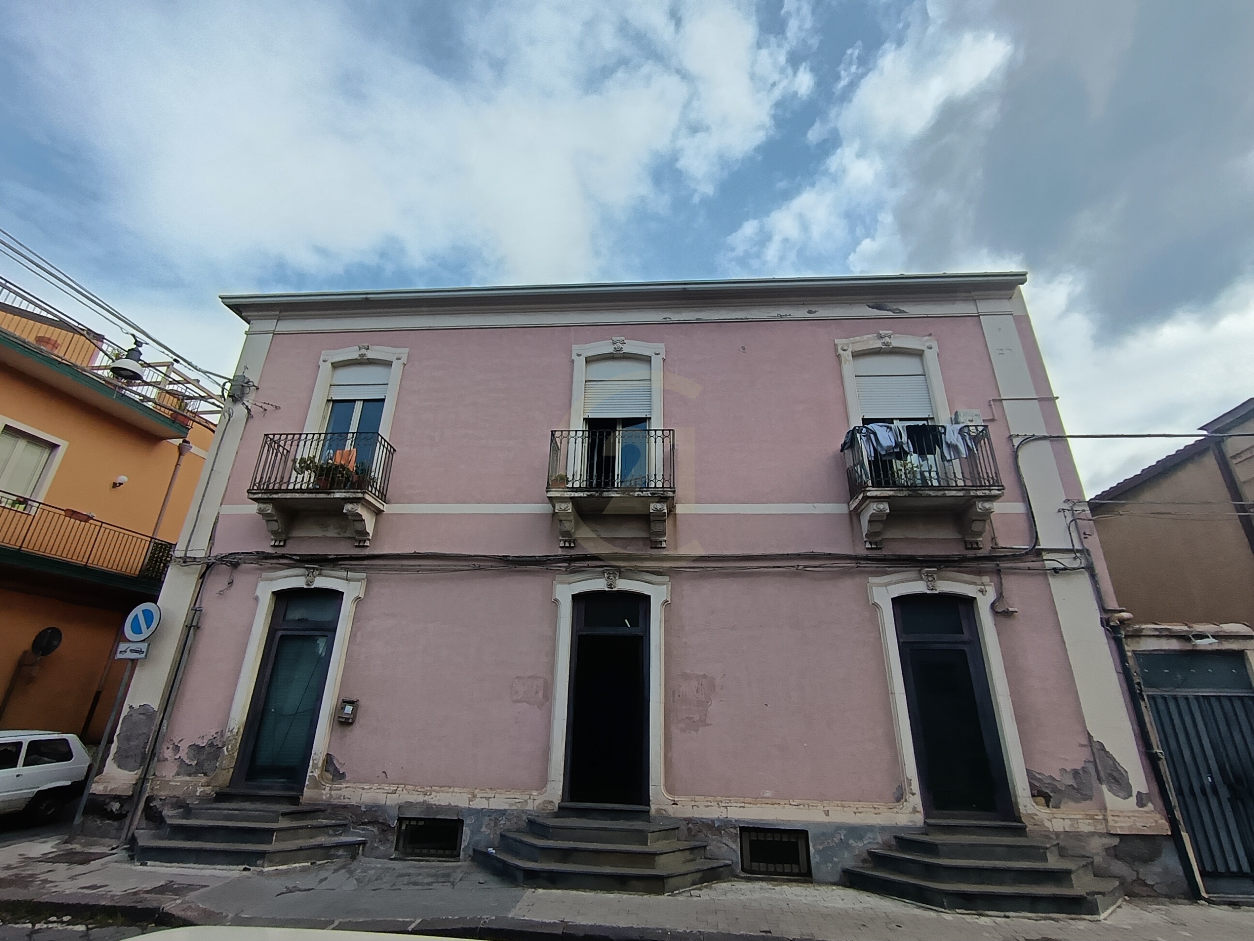 Appartamento da ristrutturare in via vittorio emanuele 72, Biancavilla