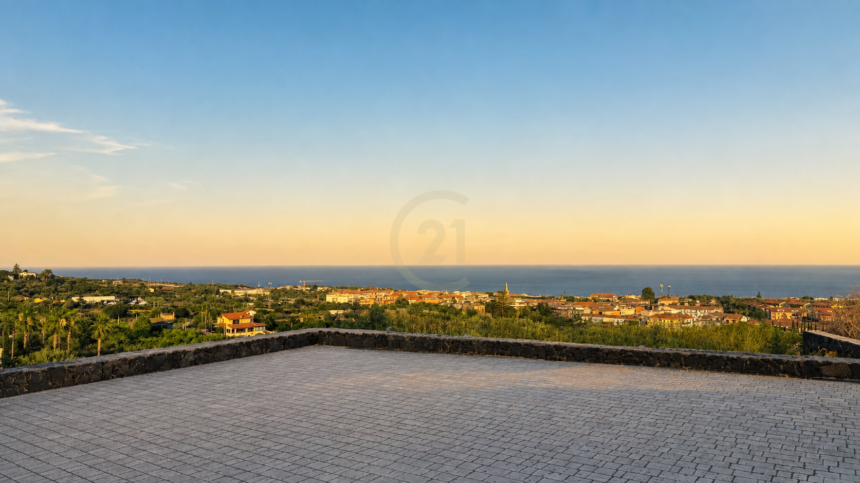 Villa con giardino in via ignazio biscari 43, Aci Castello