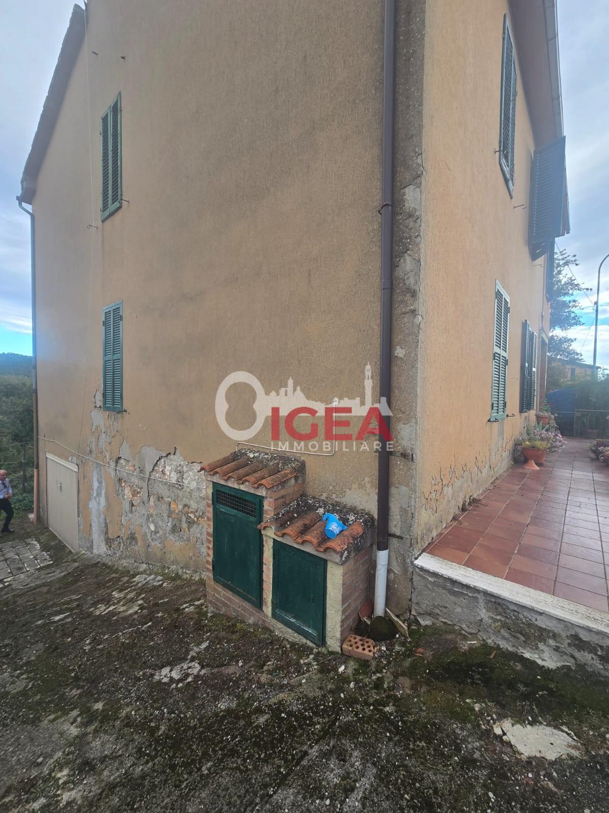 Casa indipendente da ristrutturare a Monticiano