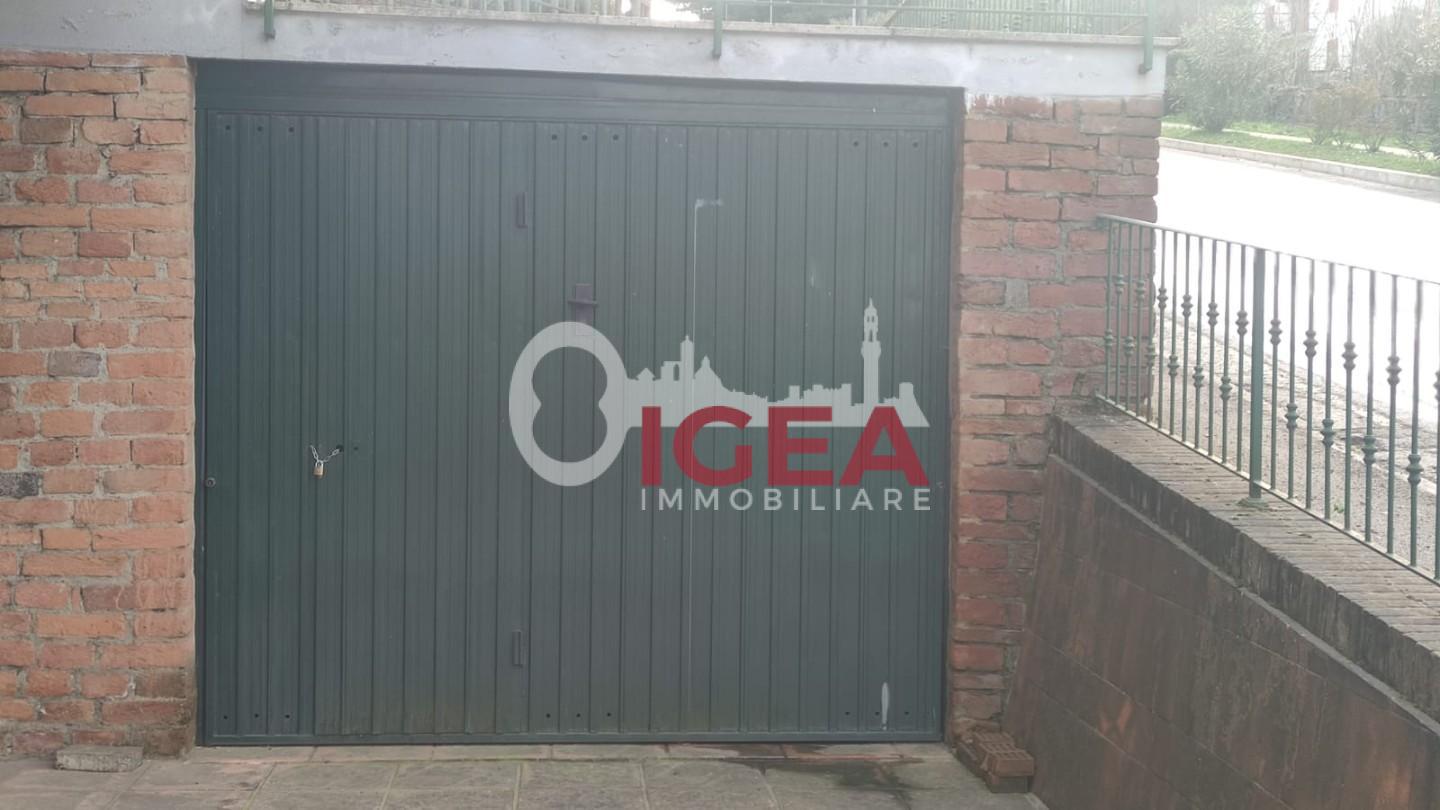 Casa indipendente da ristrutturare a Sinalunga