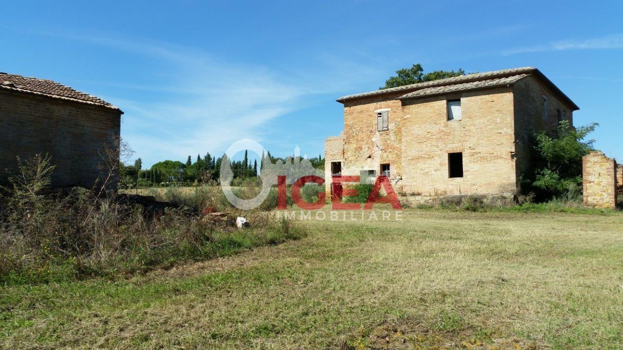 Rustico in vendita a Torrita di Siena