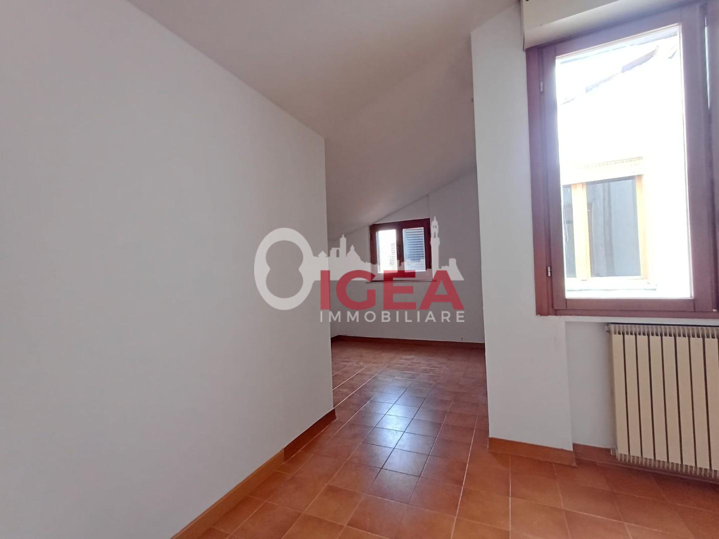 Attico con terrazzi, Siena taverne d'arbia