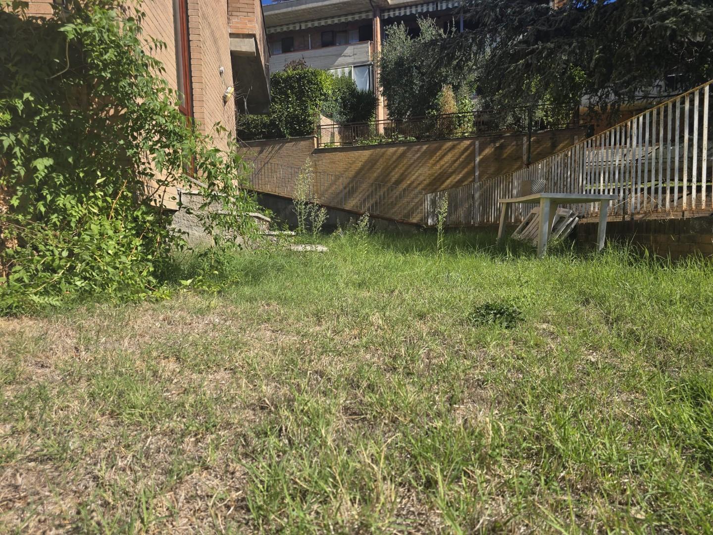 Appartamento con giardino, Siena cappucini
