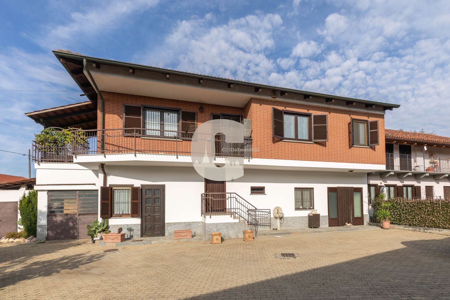 Villa con terrazzo a Alpignano