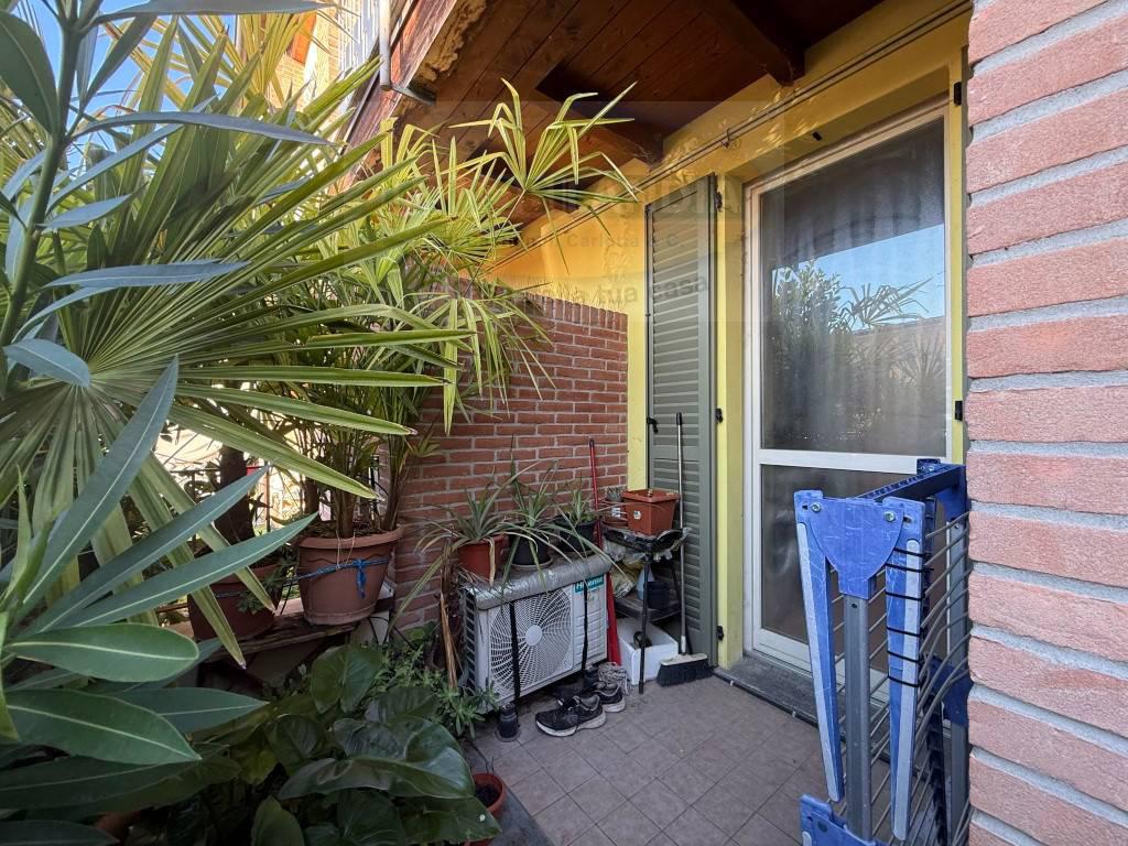 Bilocale con giardino a Comazzo