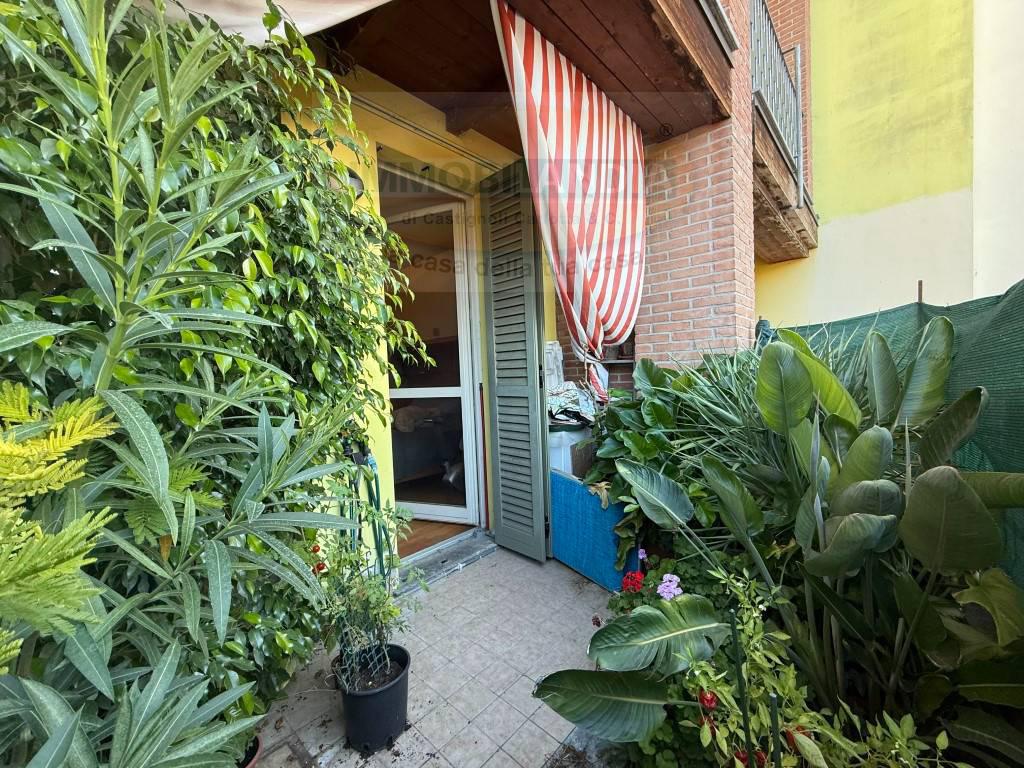 Bilocale con giardino a Comazzo