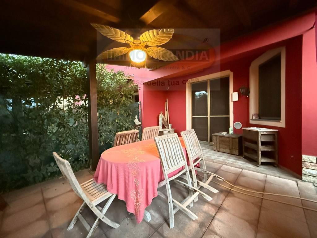 Villa Bifamiliare con giardino a Merlino