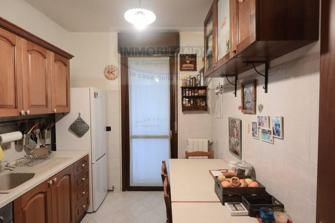 Bilocale con box a San Giuliano Milanese