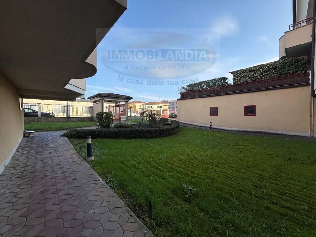 Bilocale con box a Paullo