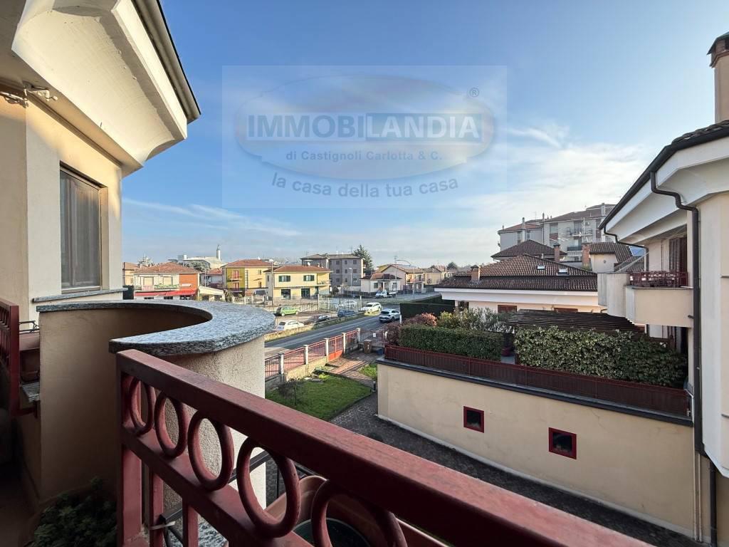 Bilocale con box a Paullo