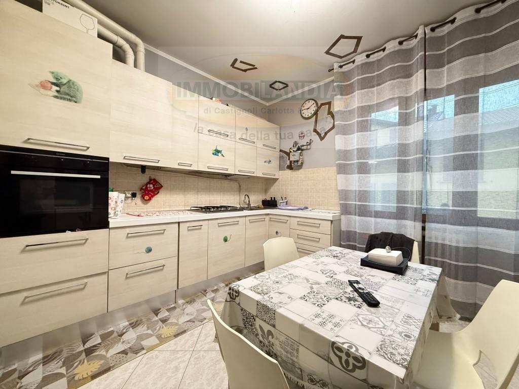 Trilocale in vendita a Comazzo