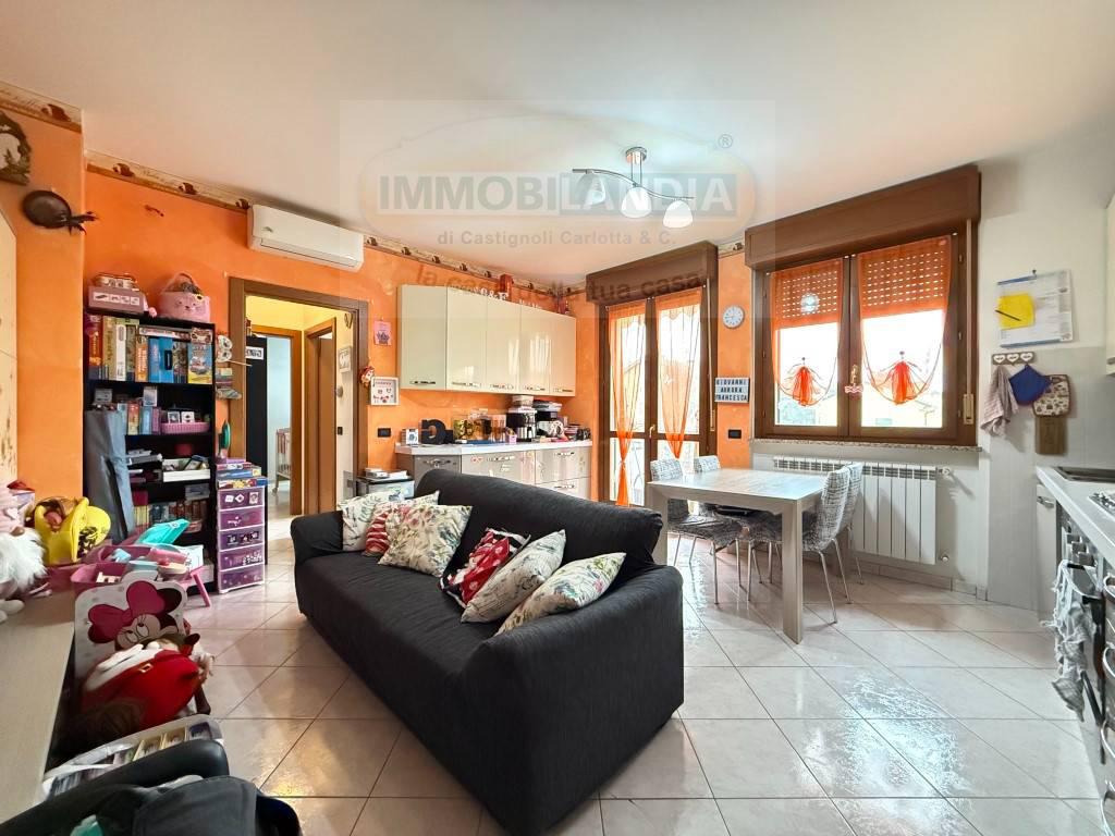 Bilocale in vendita a Zelo Buon Persico