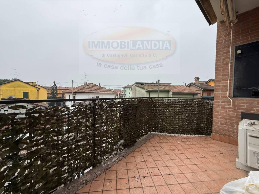 Bilocale in vendita a Zelo Buon Persico