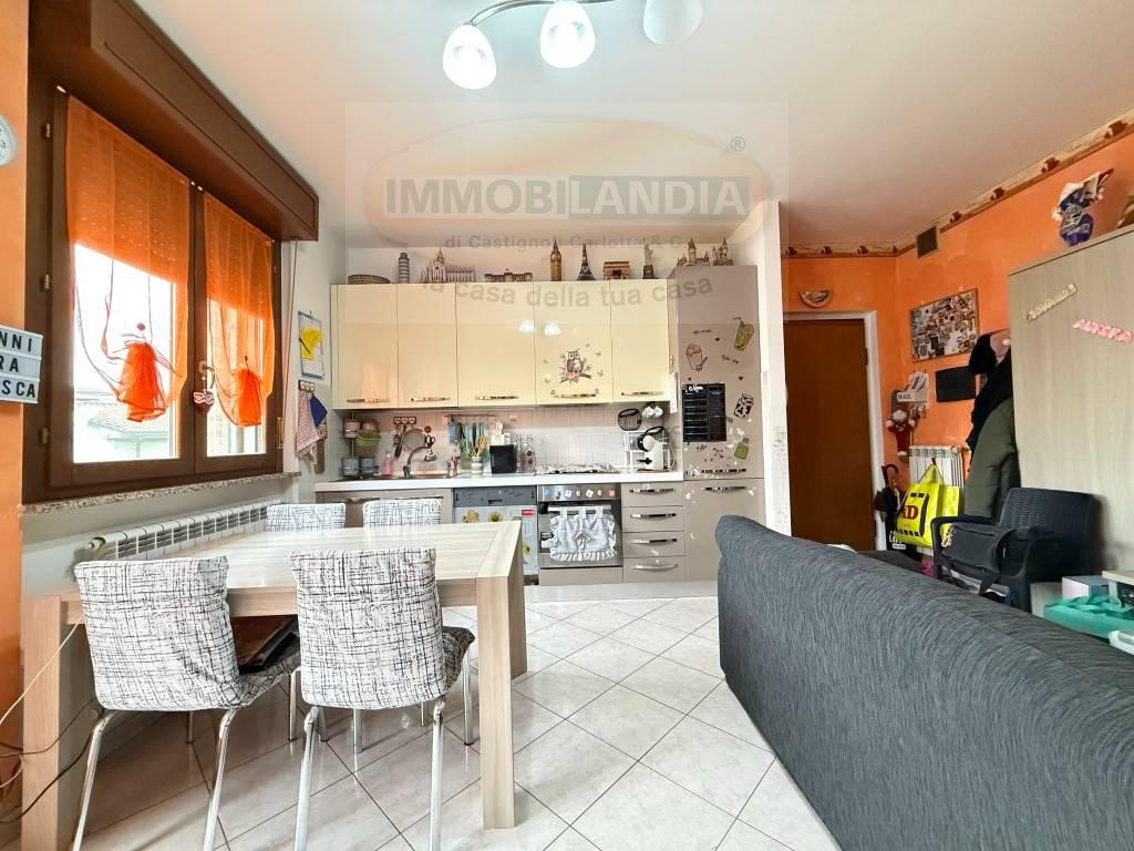 Bilocale in vendita a Zelo Buon Persico