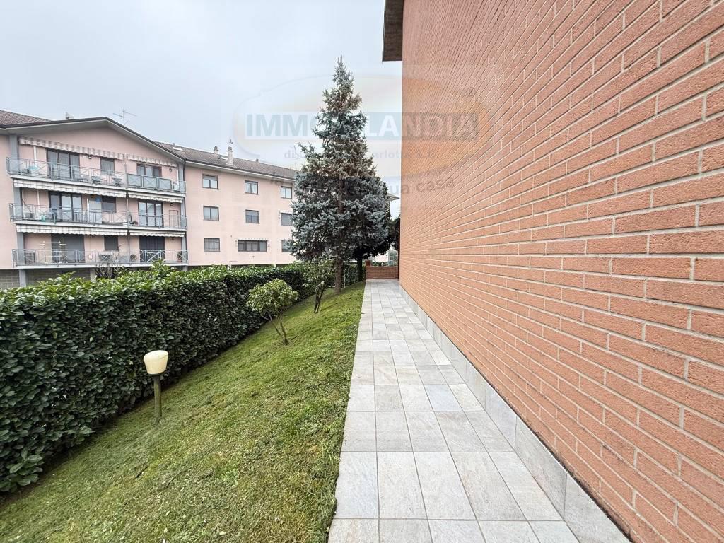 Villa con giardino a Zelo Buon Persico