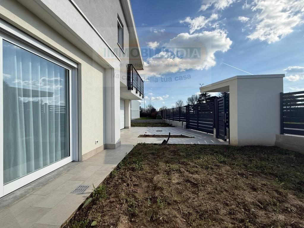 Villa Bifamiliare in vendita a Montanaso Lombardo