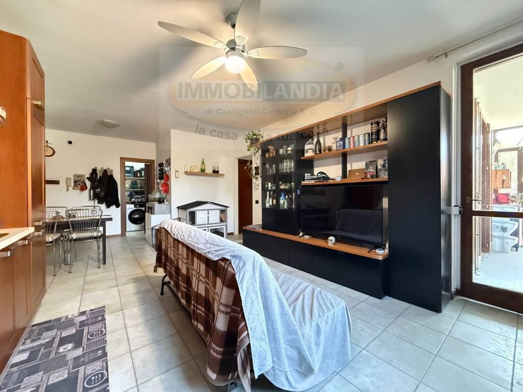 Trilocale con giardino a Zelo Buon Persico