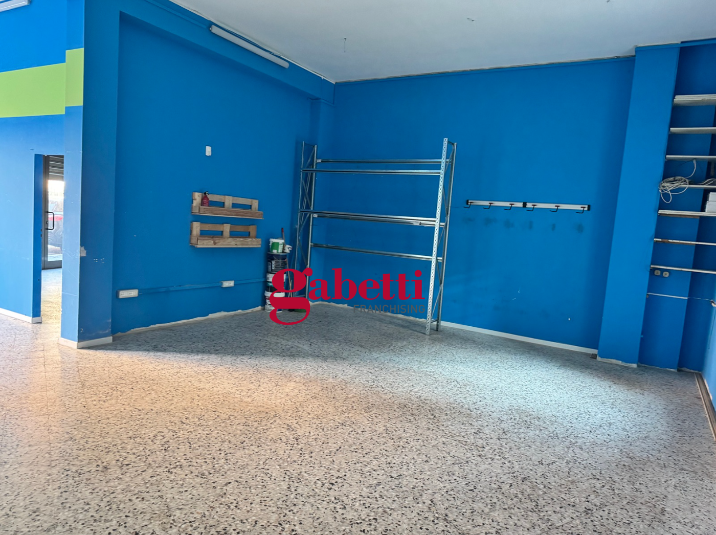 Negozio in affitto a Rimini