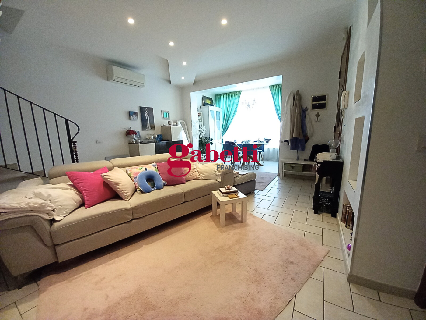 Appartamento con box a Riccione