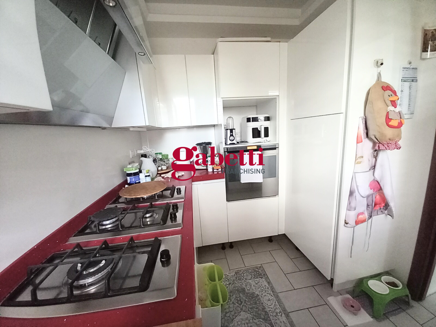 Appartamento con box a Riccione