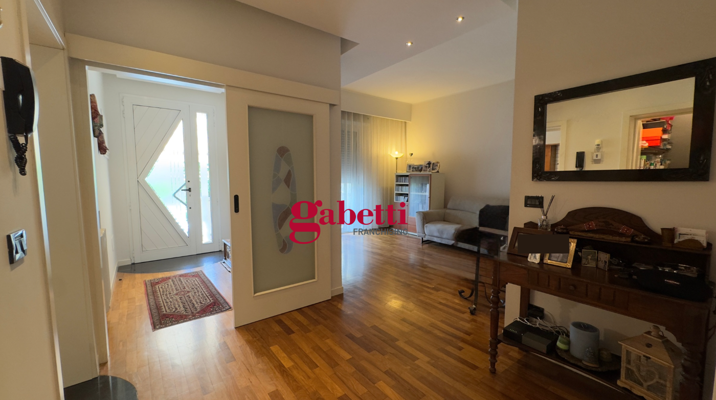 Villa Bifamiliare con box a Rimini