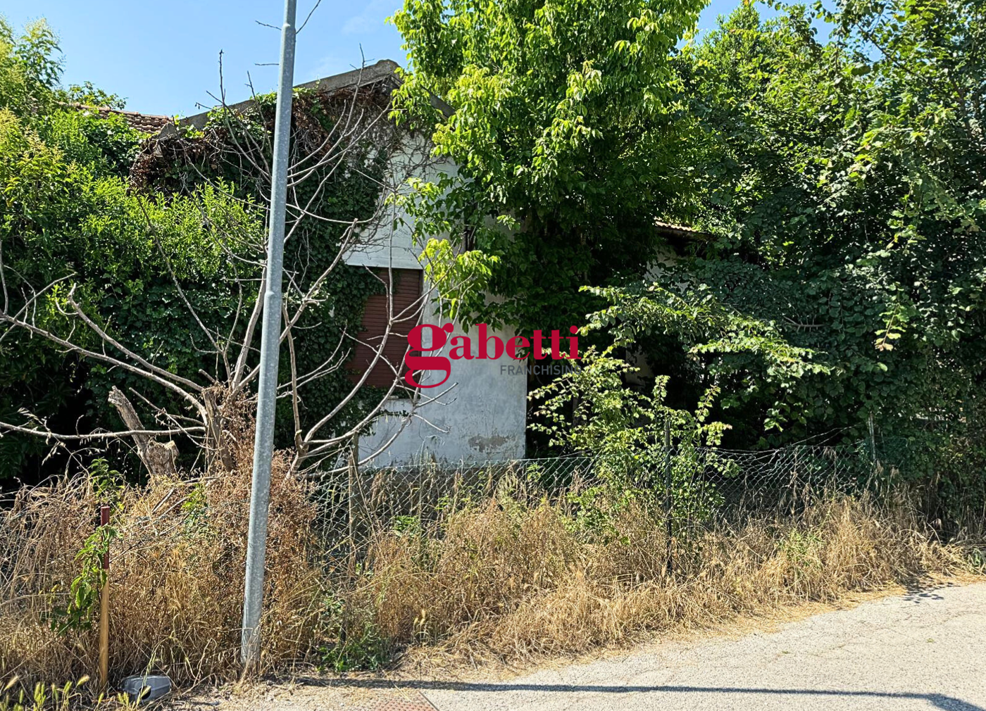 Casa indipendente da ristrutturare a Riccione