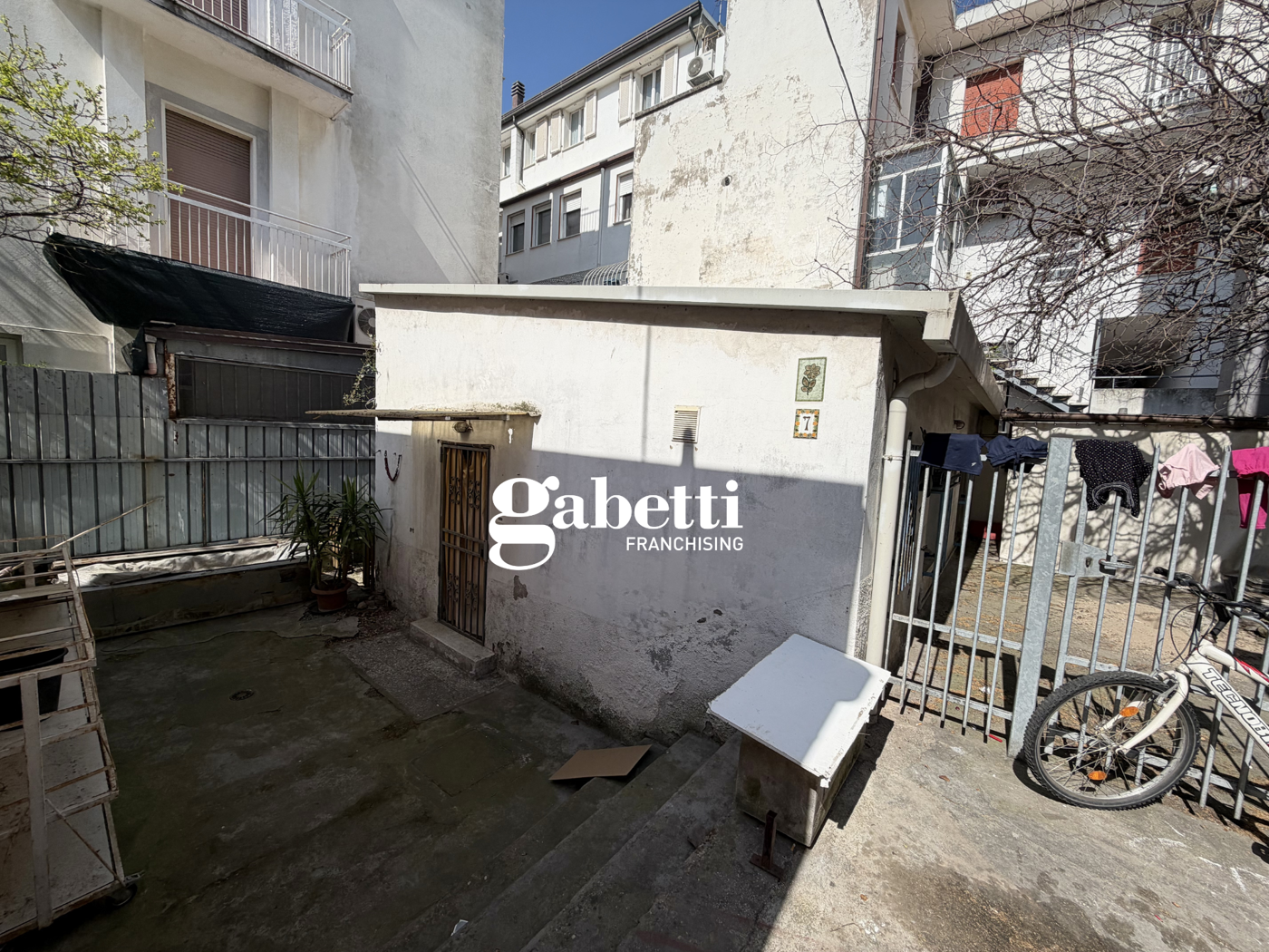 Casa indipendente con giardino a Rimini