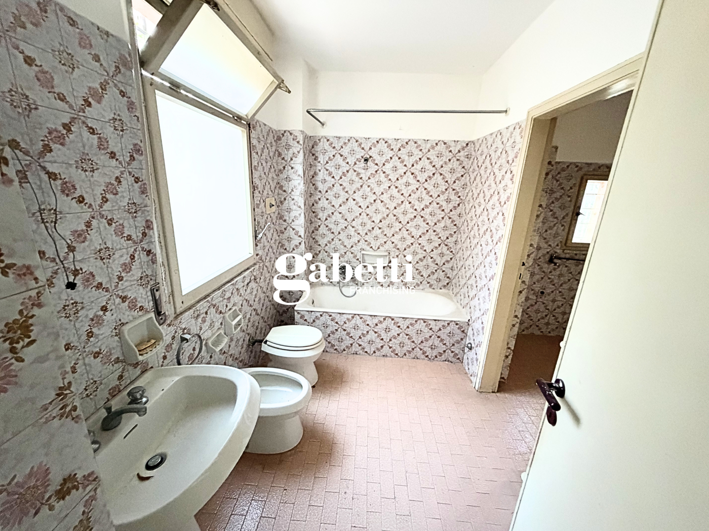 Quadrilocale in vendita a Rimini