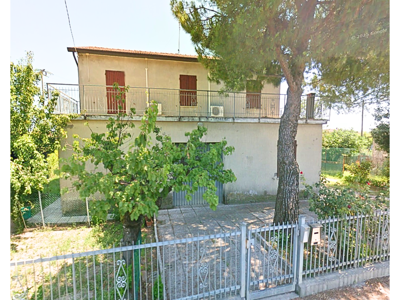 Casa indipendente con giardino a Rimini