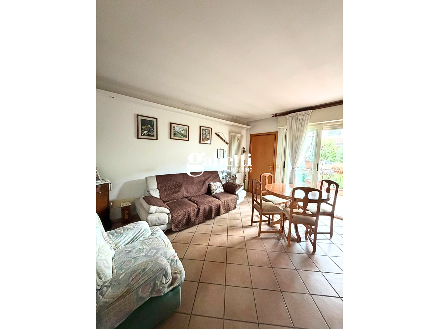 Quadrilocale con giardino a Coriano
