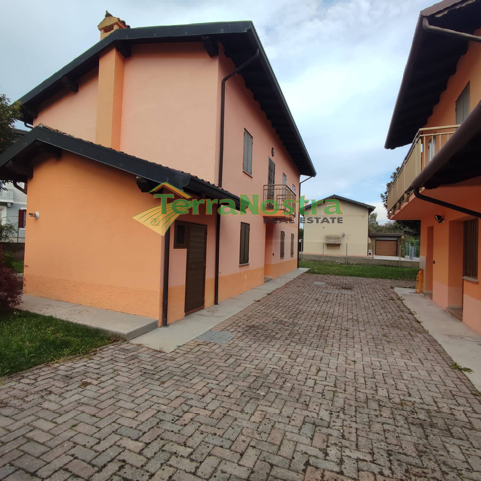 Casa indipendente con terrazzo a Fanna