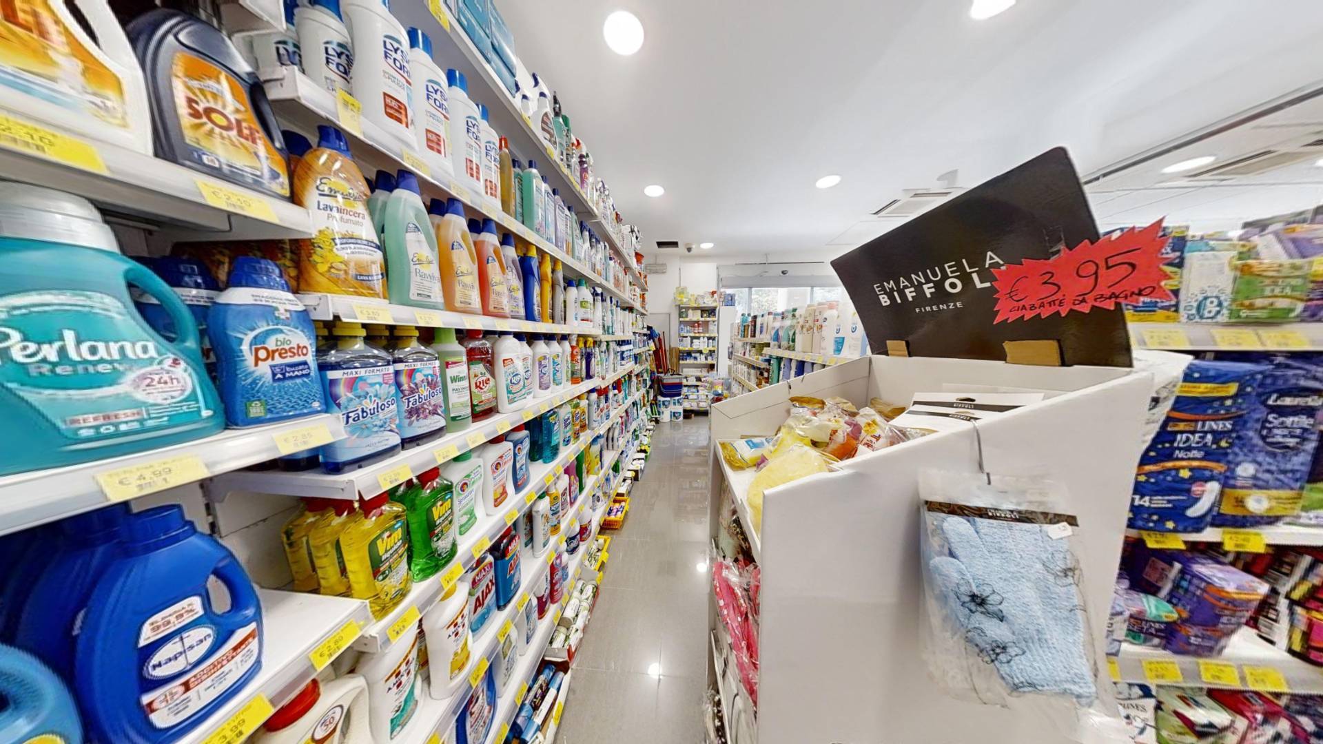 Attivit commerciale in vendita a Lecce, Salesiani