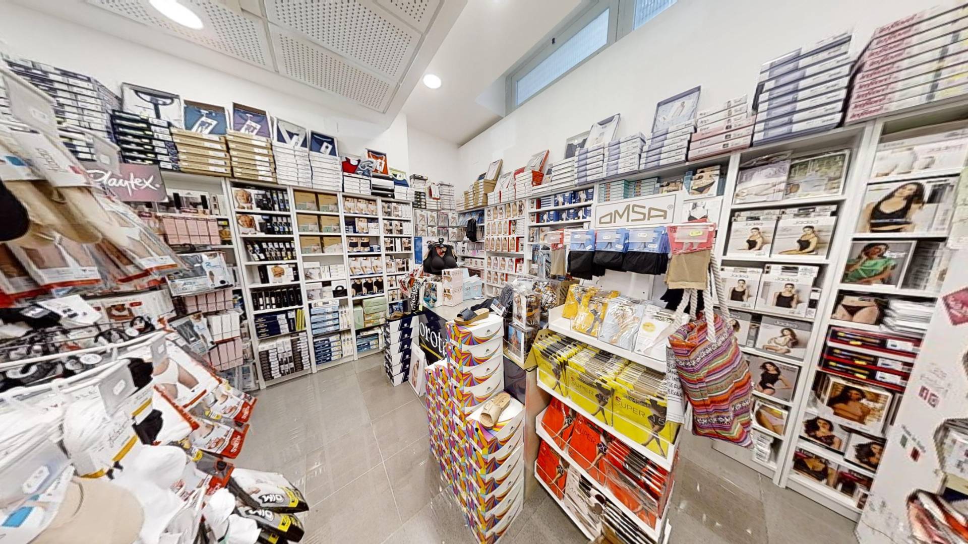 Attivit commerciale in vendita a Lecce, Salesiani