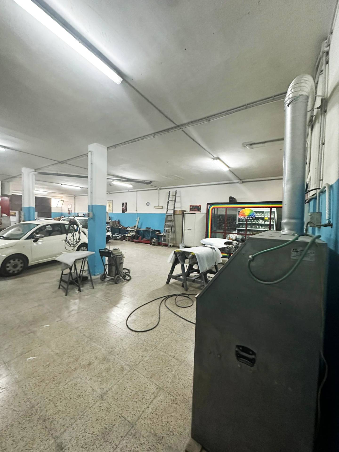 Locale commerciale in vendita a Surbo