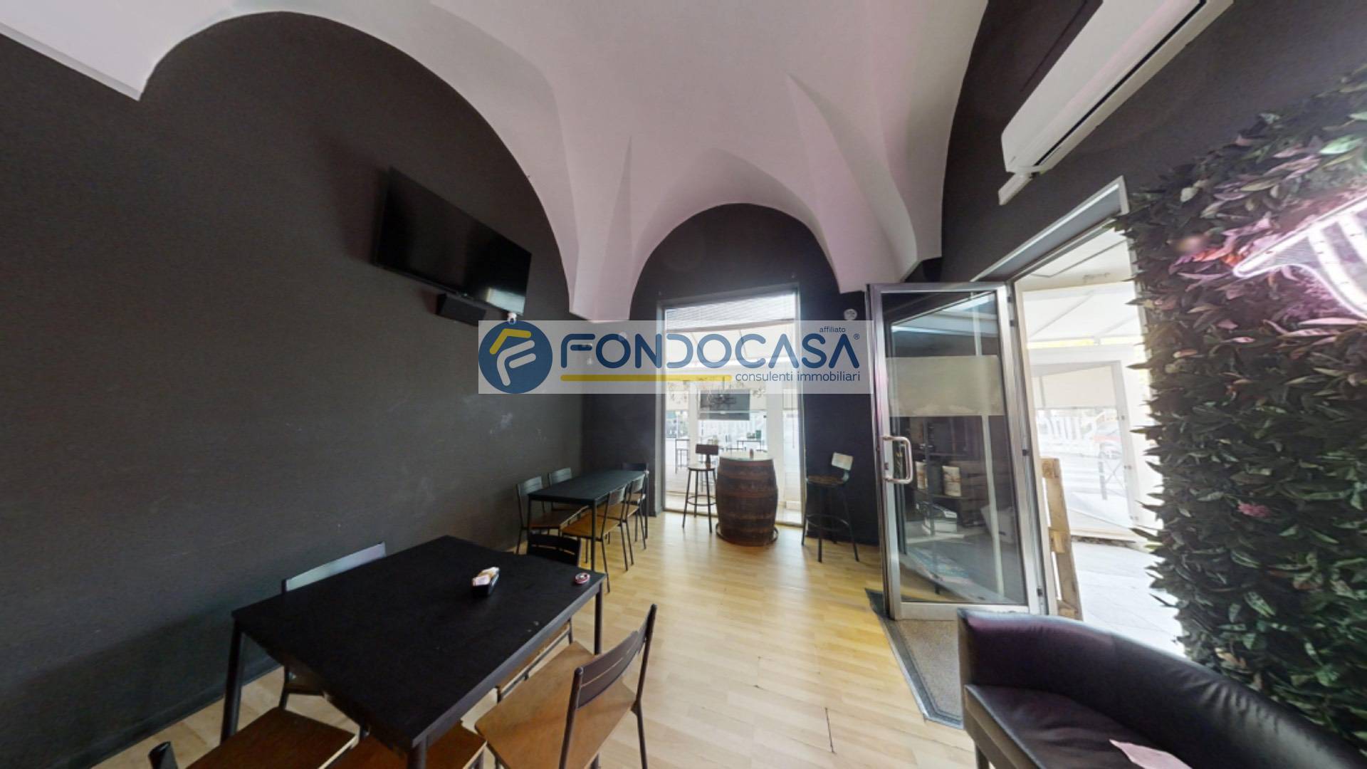 Bar in vendita a Campi Salentina