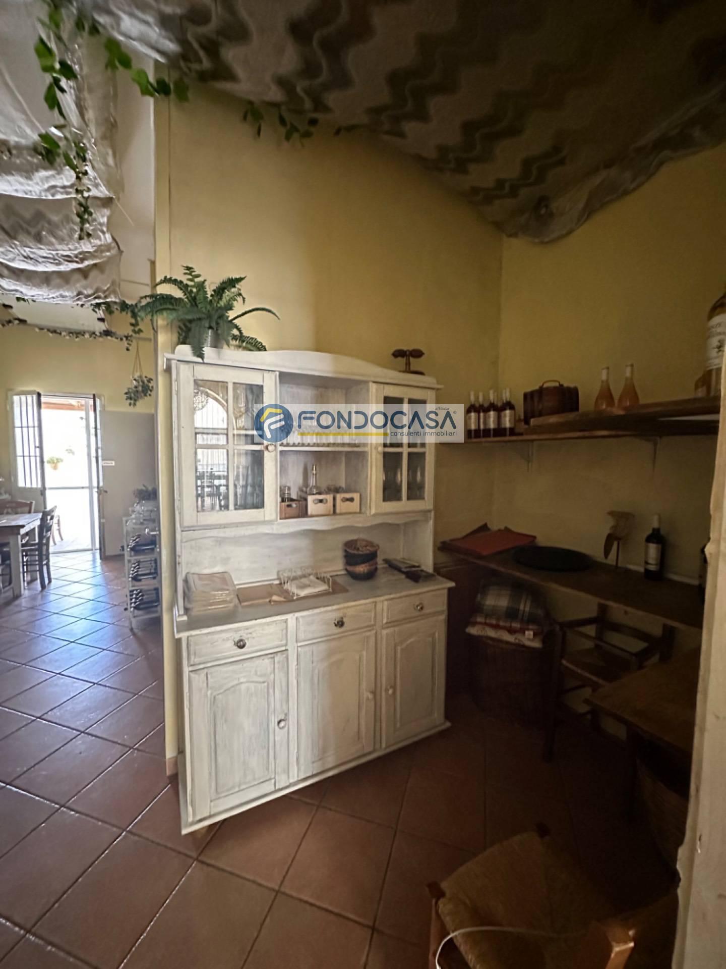 Pizzeria in affitto a Campi Salentina