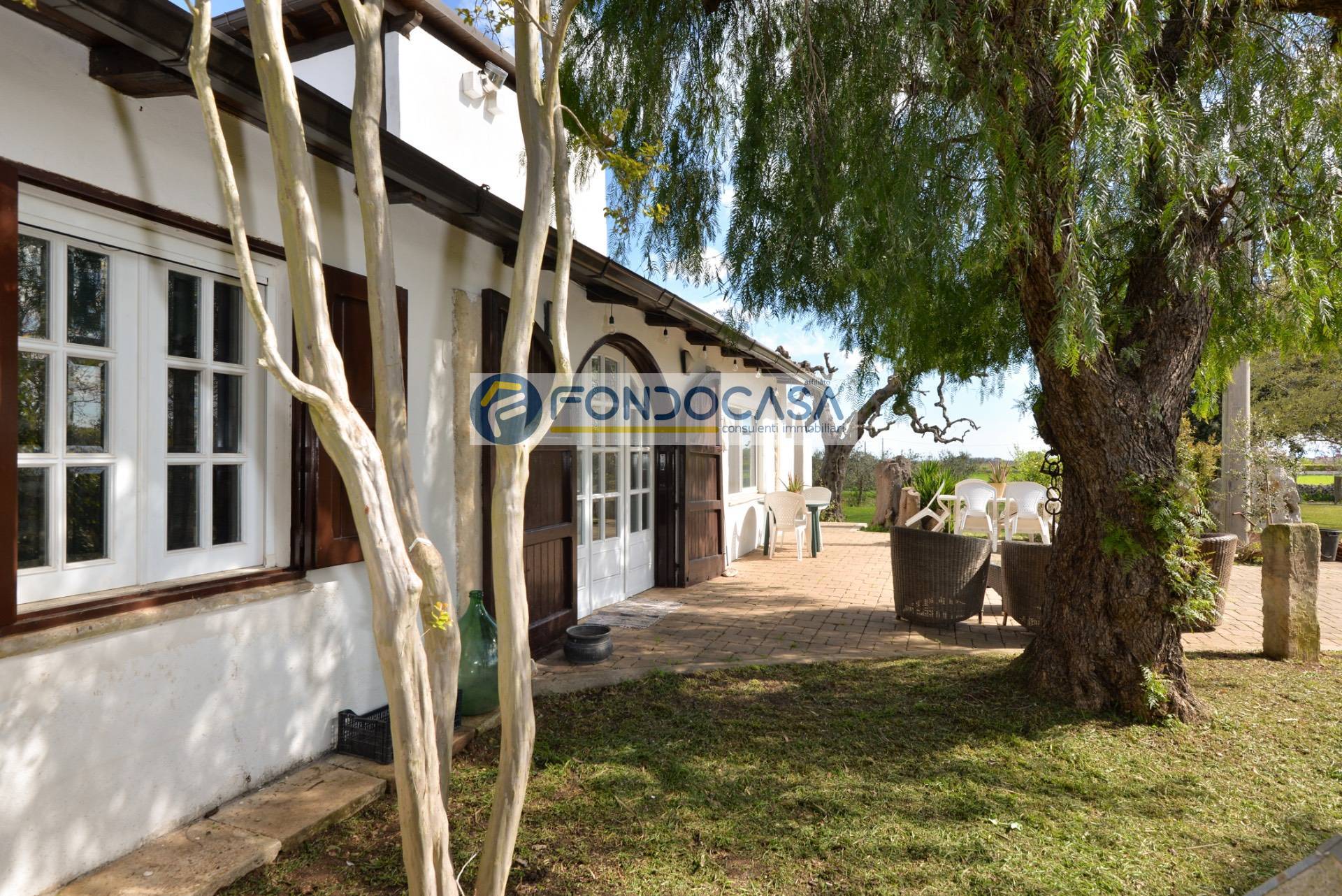 Villa in vendita a Carpignano Salentino