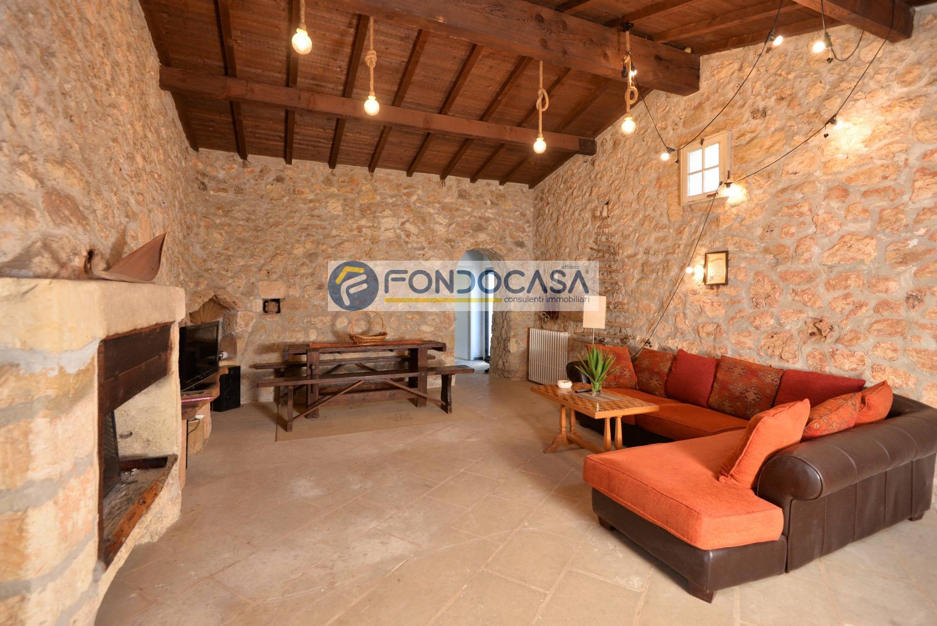 Villa in vendita a Carpignano Salentino