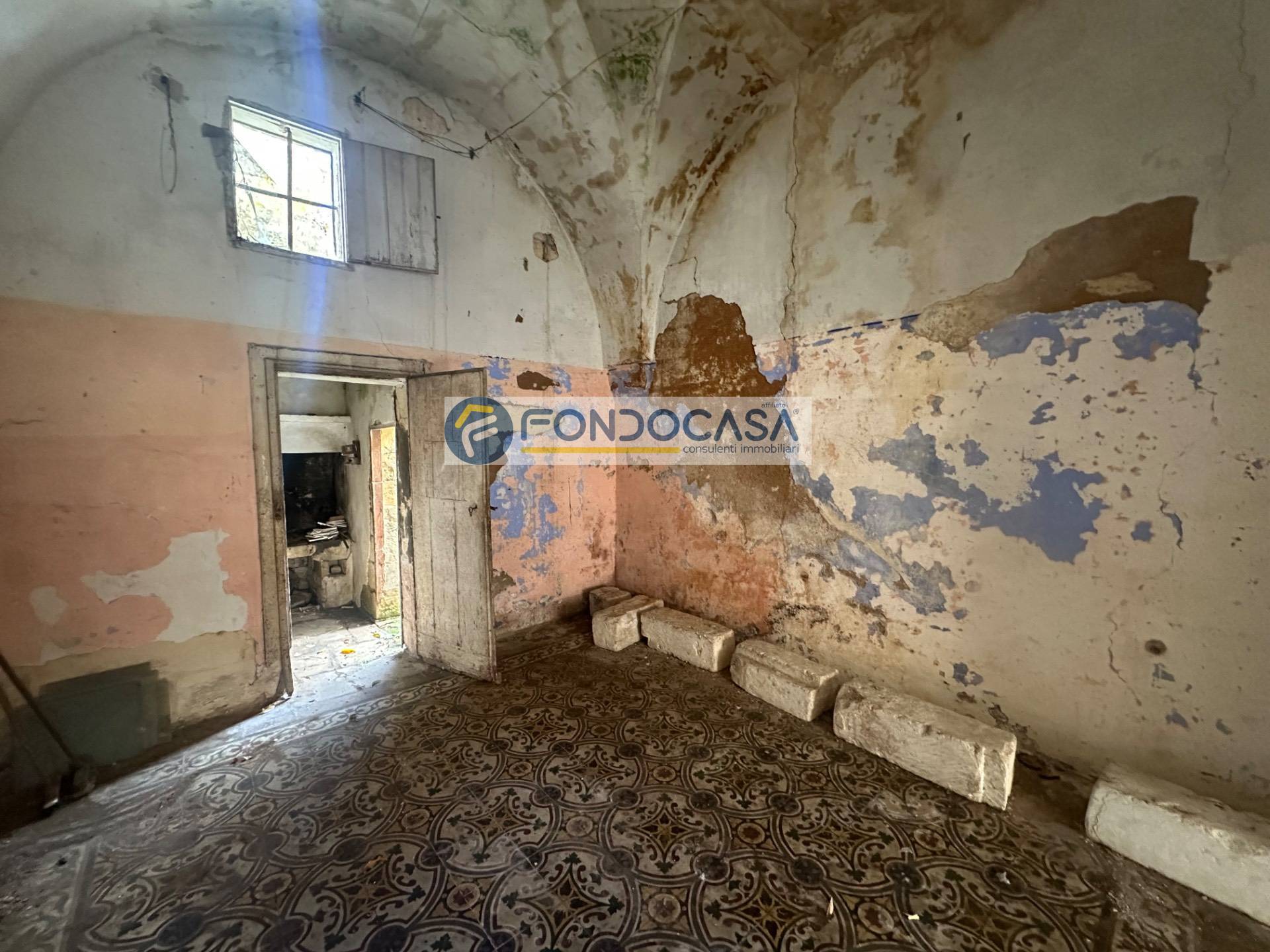 Casa indipendente in vendita a Lizzanello