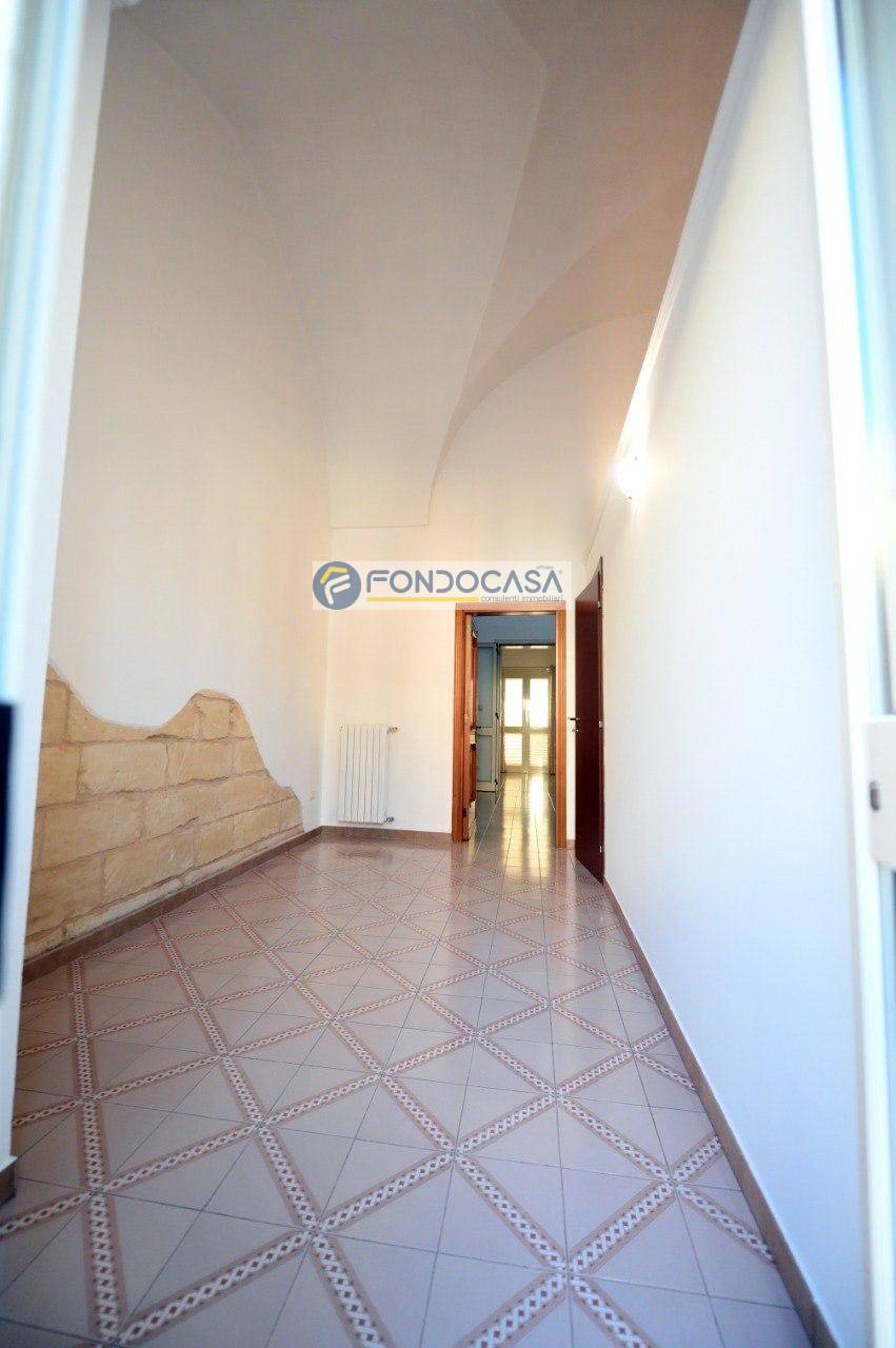 Appartamento in vendita a Lizzanello