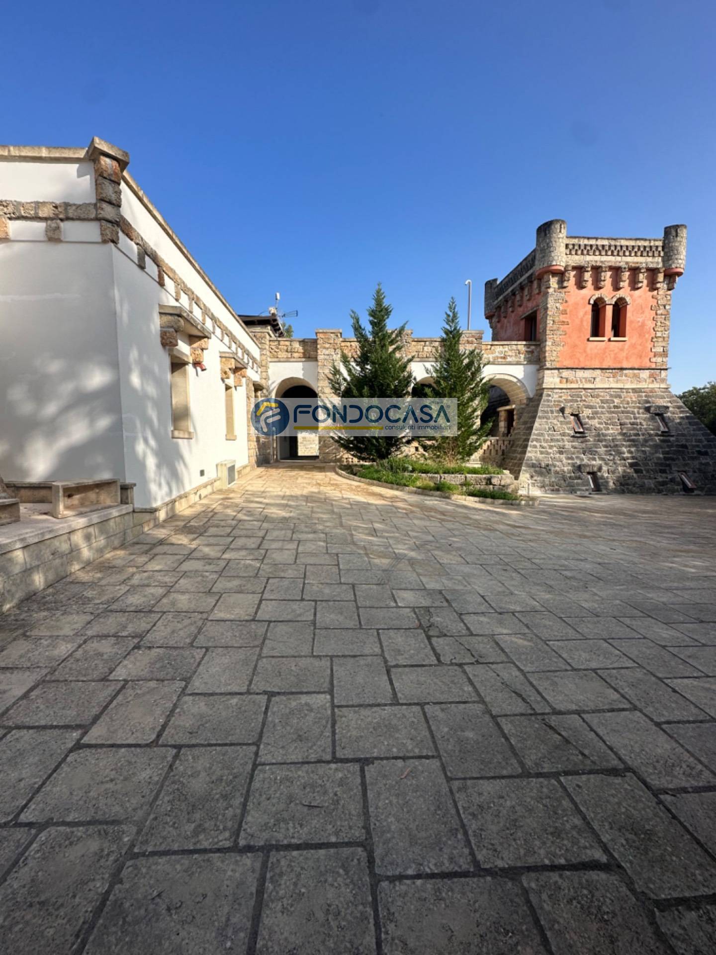 Villa in vendita a Sogliano Cavour