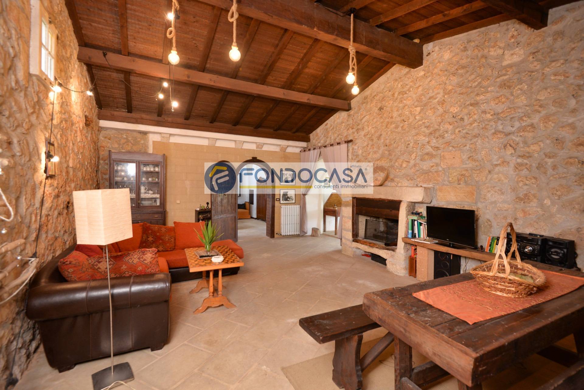 Villa in vendita a Carpignano Salentino