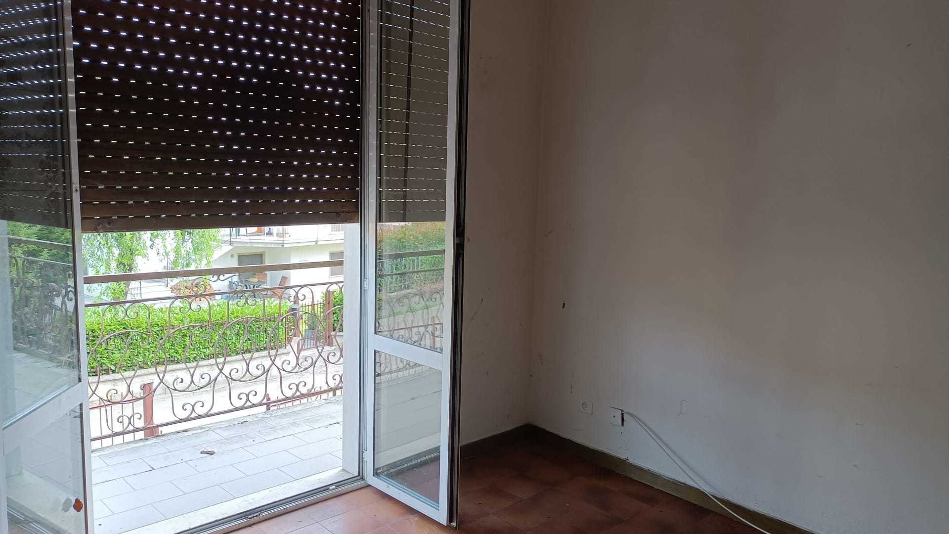 Casa indipendente da ristrutturare a Bore