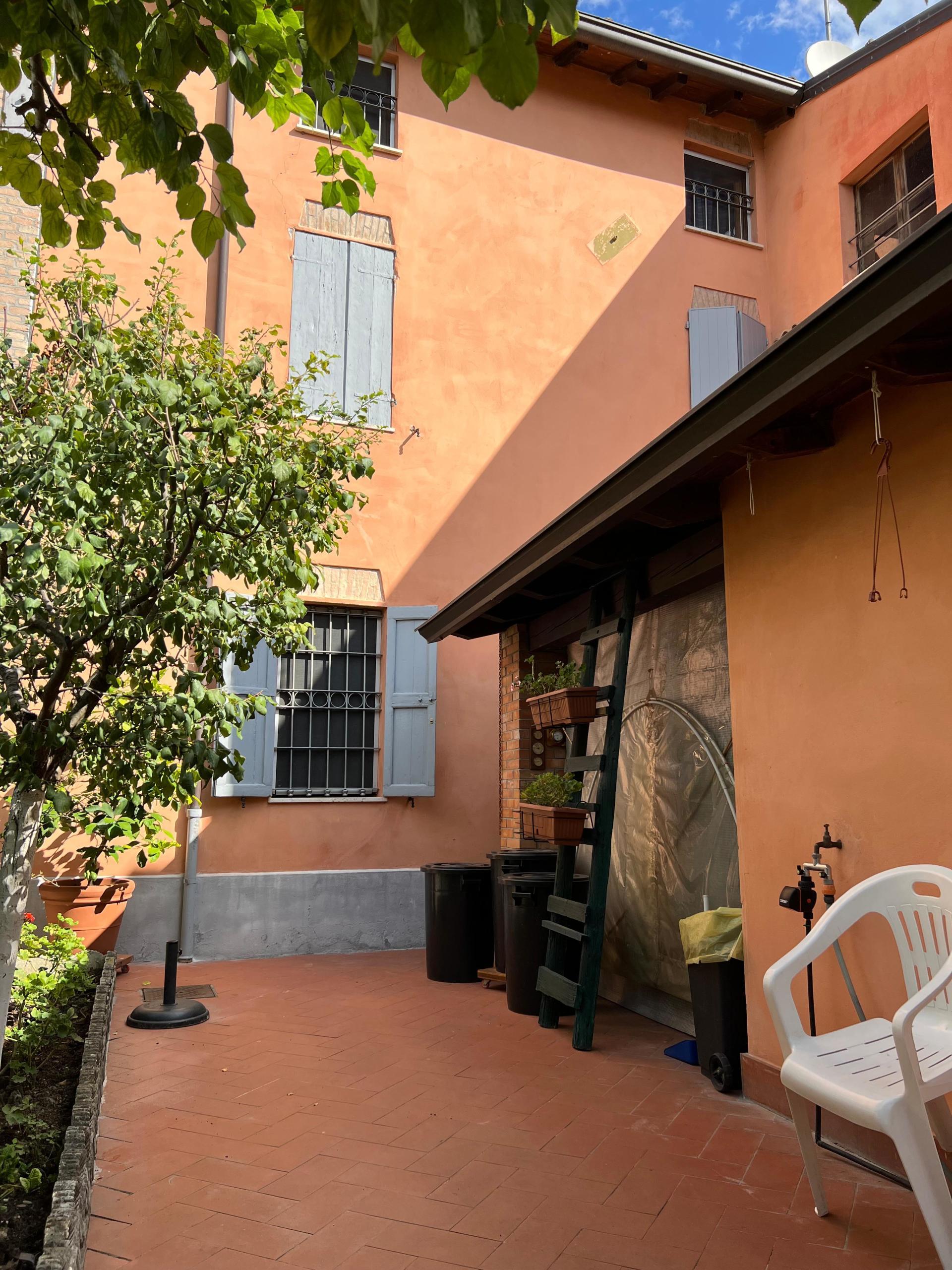 Casa indipendente in vendita a Parma