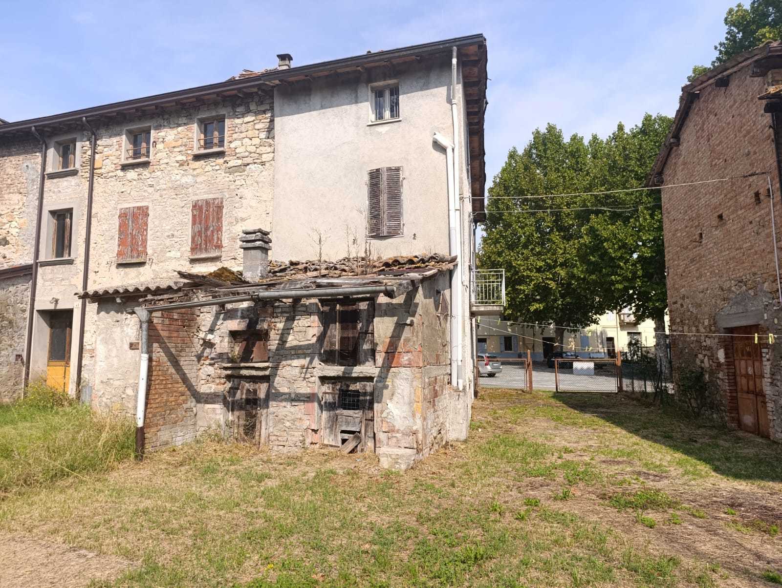 Casa indipendente in vendita a Fornovo di Taro